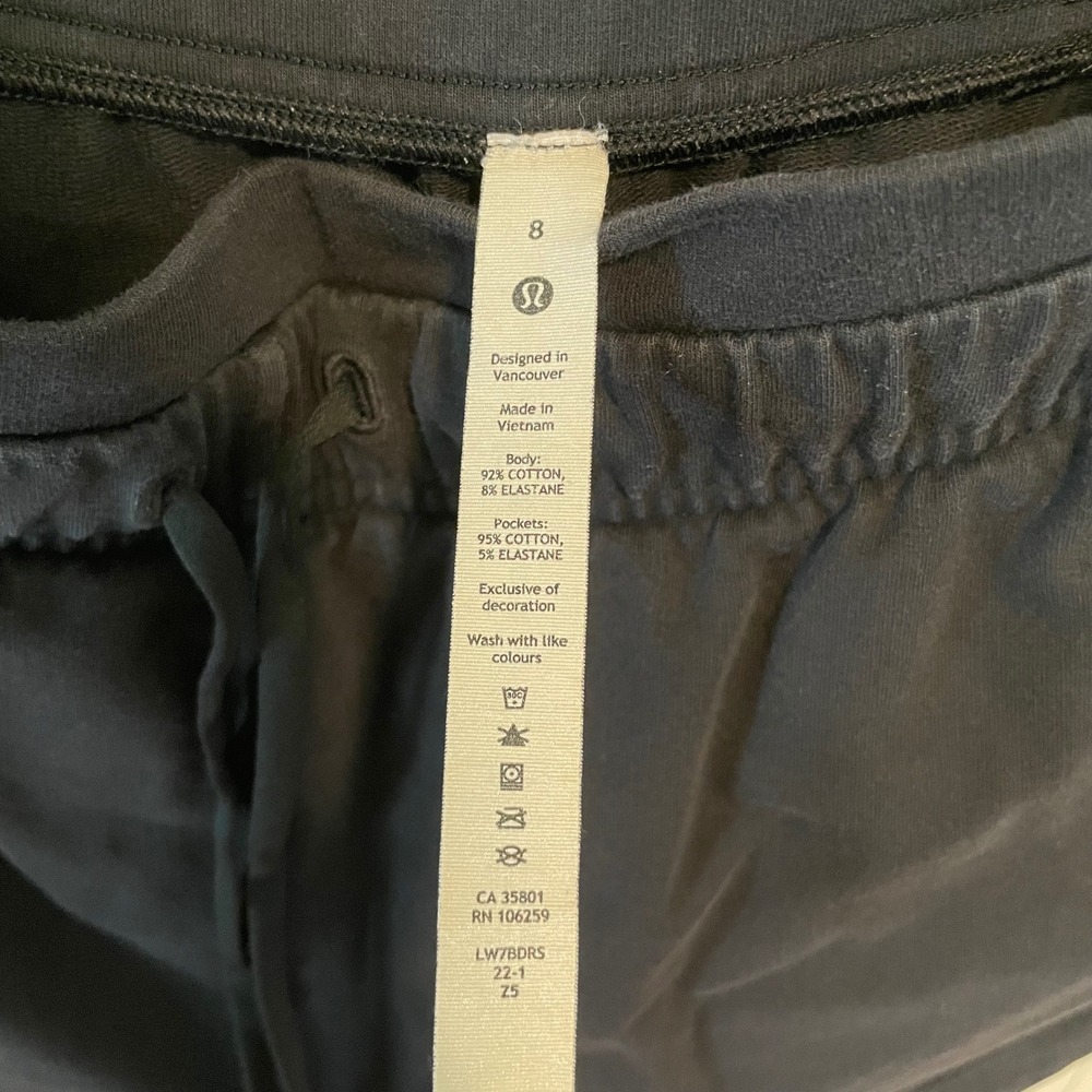 Lululemon Inner Glow Short 3" Black French Terry Cotton Drawstring Womens Size 8 - Picture 6 of 6